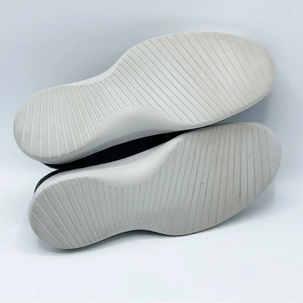 allbirds Woolrunners - size w7